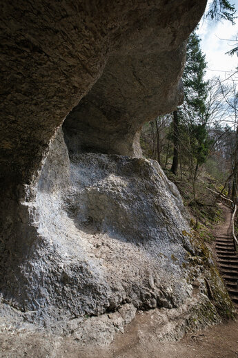 Natürliche Aushöhlung/Grotte in Felswand