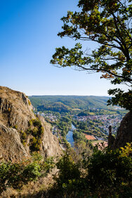 Blick in das Nahetal in Richtung Bad Münster am Stein von der TourNatur Route aus