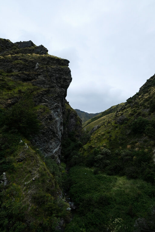 Rocks and Cliffs on the Motatapu Alpine Track